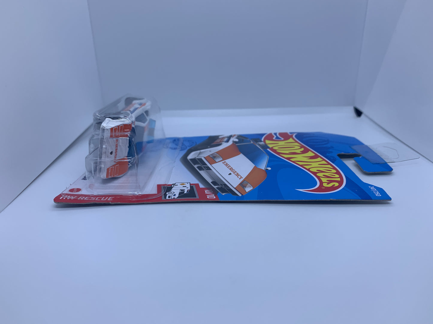 Hot Wheels - Lamborghini Countach Pace Car White Treasure Hunt