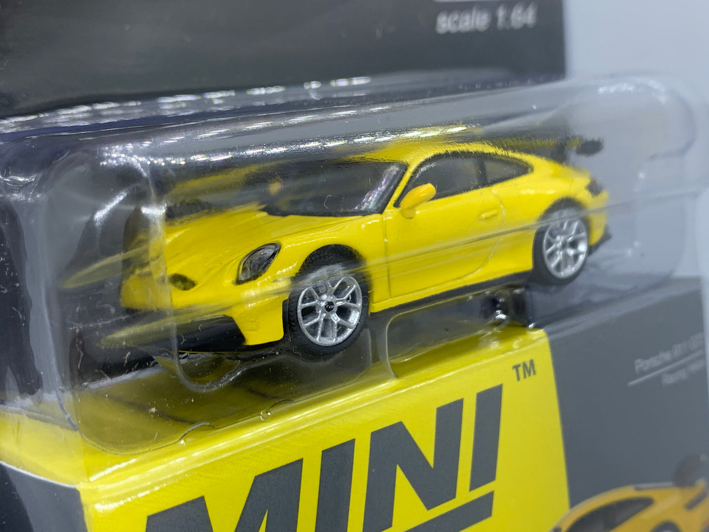 MINI GT - Porsche 911 GT3 Racing Yellow - Display Blister Packaging