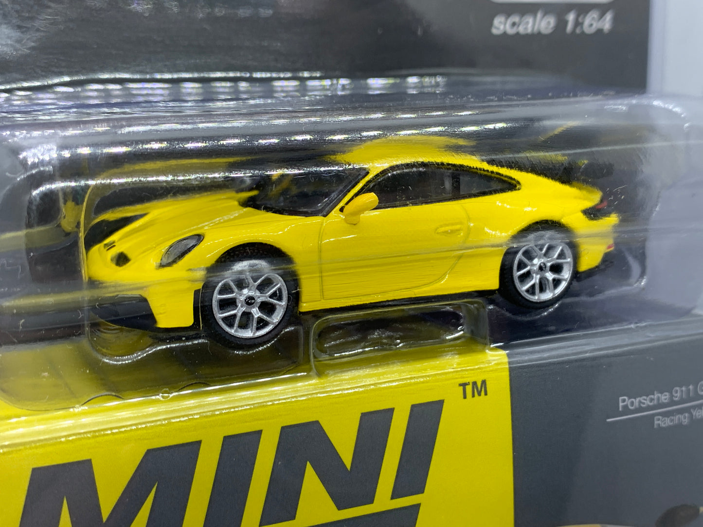 MINI GT - Porsche 911 GT3 Racing Yellow - Display Blister Packaging