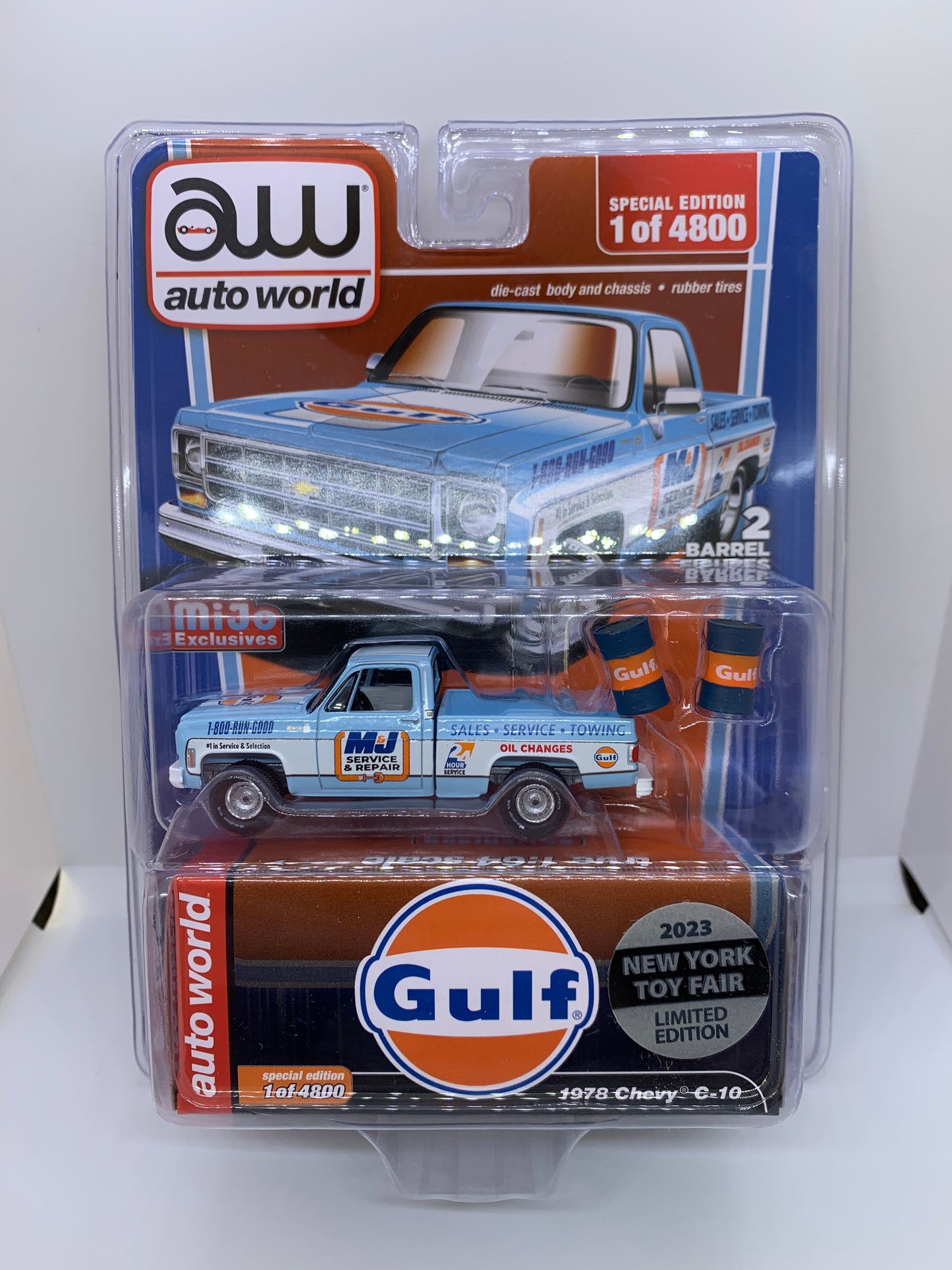 Auto World - 1978 Chevrolet C10 Gulf Oils - 2023 New York Toy Fair Exclusives