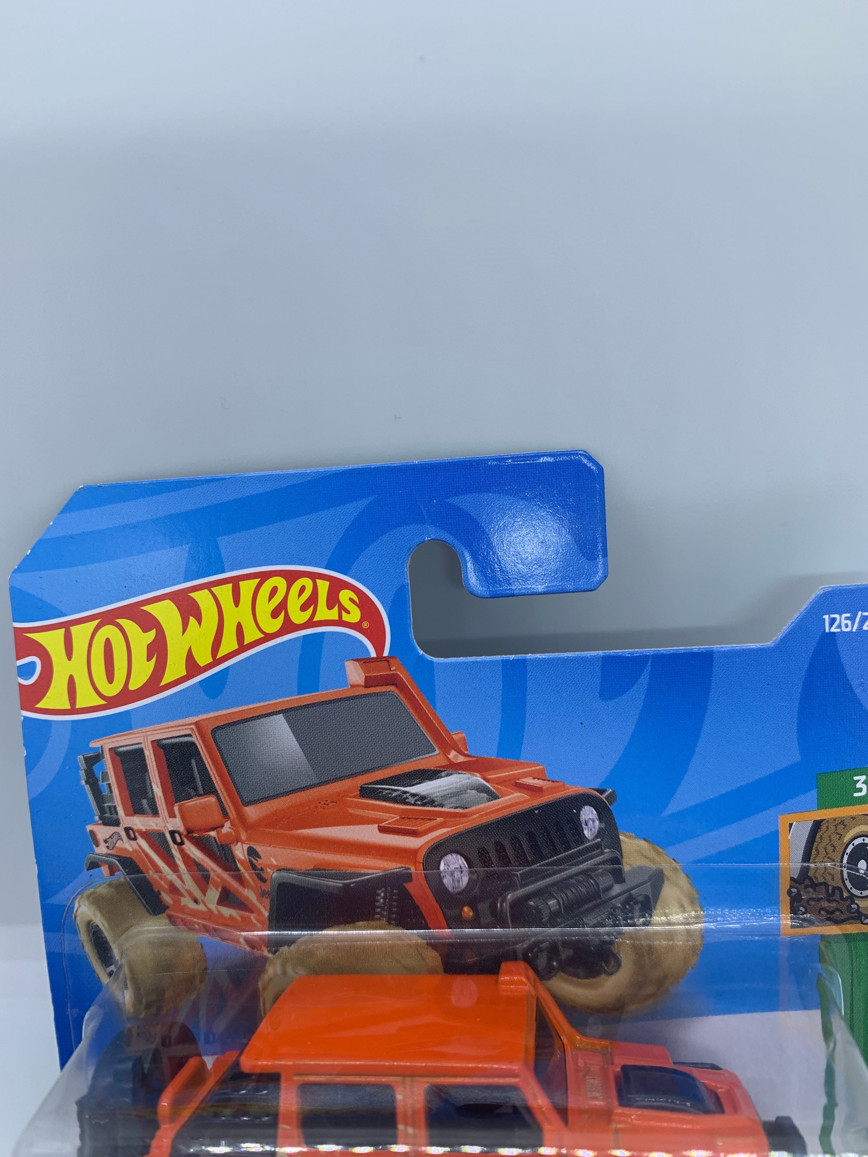 Hot Wheels Treasure shops Hunt 17 Jeep Wrangler