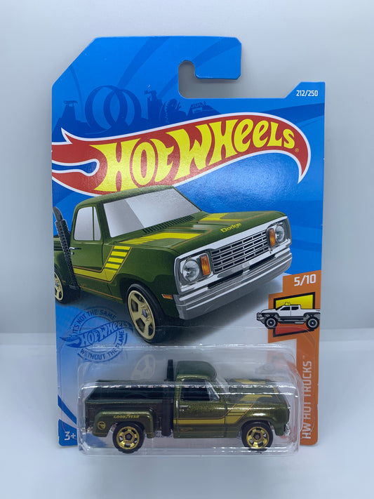 Hot Wheels - Dodge Lil Red Express Truck Treasure Hunt