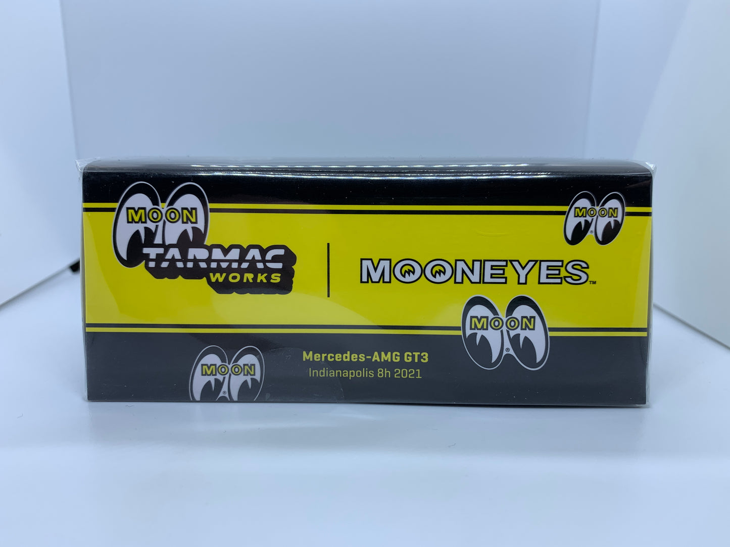 Tarmac Works - Mercedes Benz AMG GT GT3 Mooneyes #99