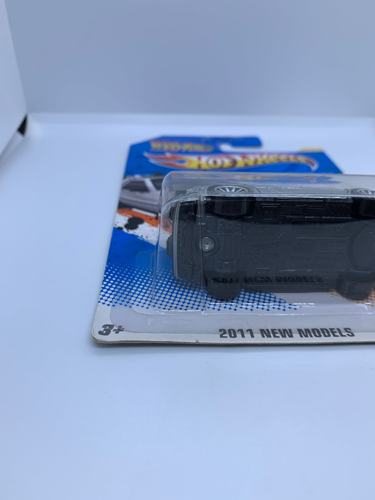 Hot Wheels Mainline - Back To The Future Time Machine Delorean