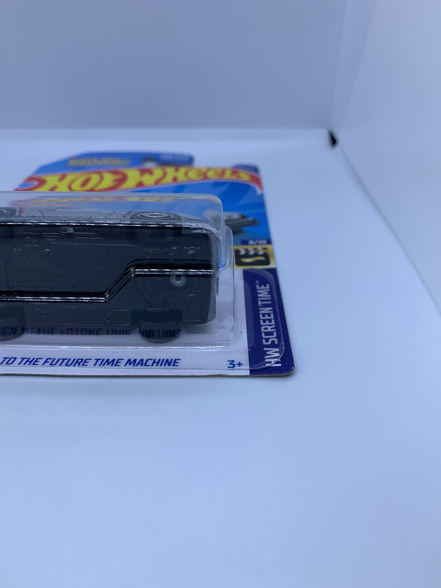 Hot Wheels Mainline - Back To The Future Time Machine Delorean