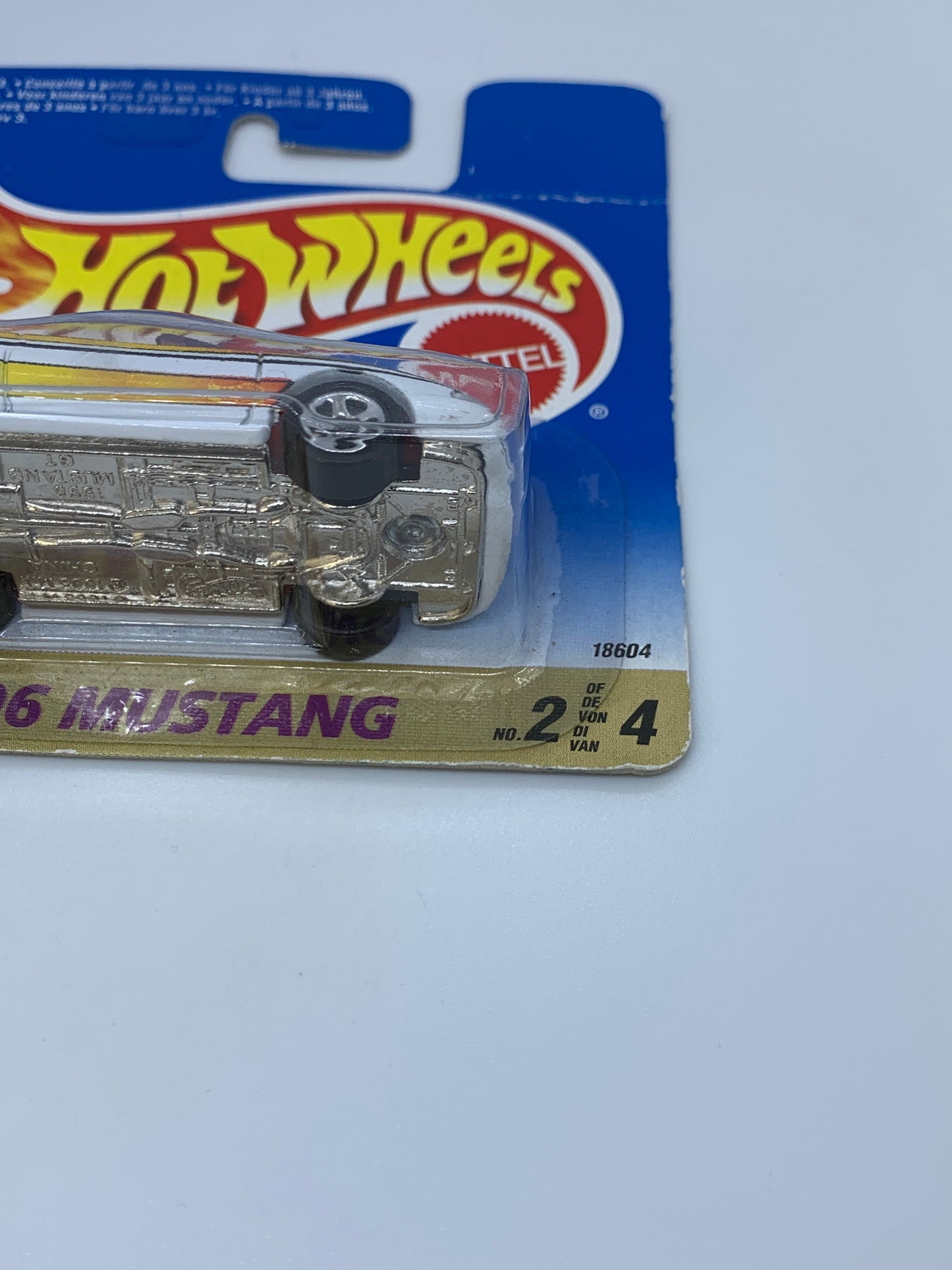 Hot Wheels EUROPEAN CARD - '96 Ford Mustang White/Gold