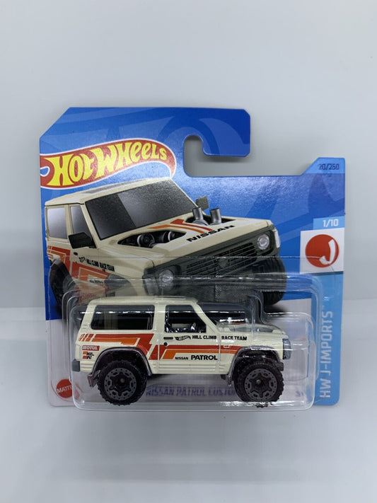 Hot Wheels - Nissan Patrol Custom 2023 Short Card