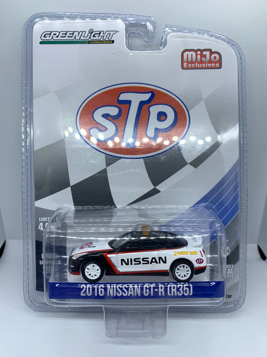 Greenlight - 2016 Nissan GT-R (R35) - STP Safety Car