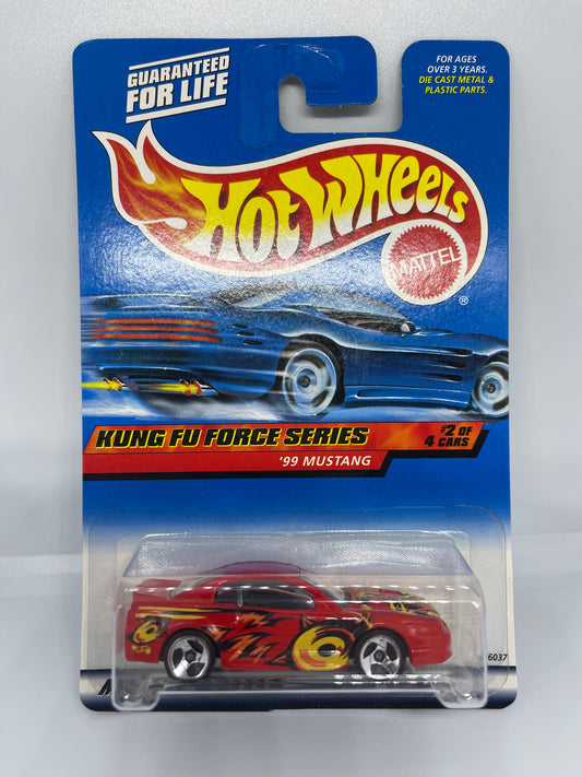 Hot Wheels Mainline - ‘99 Ford Mustang